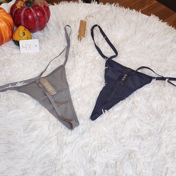 2 pcs SKIMS FITS EVERYBODY MICRO THONG/ GREY, DEEP ROYAL/ 4X/ NWT - Picture 2 of 13